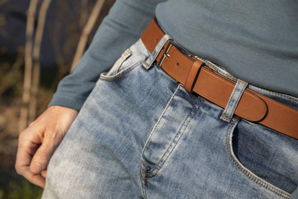 Ceinture boucle carrée